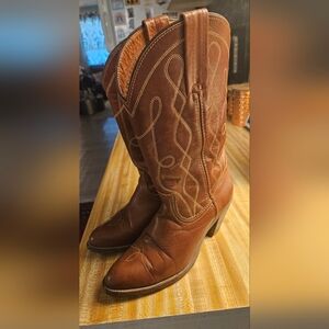 FRYE Leather Cowboy Boots, Womens Size 8, Vintage 1974 Authentic Western wear 🤠